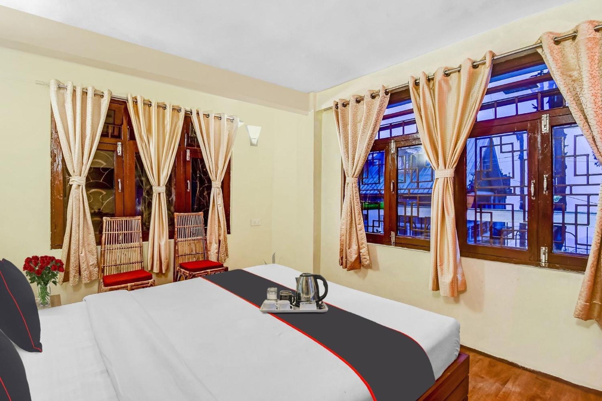 Collection O Priyatam Nirwana Hotel Darjeeling  Exterior photo